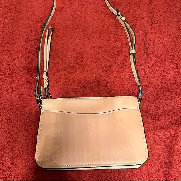 Coach 1941 Crossbody in peach lambskin - Picture 1 of 2